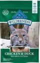 BLUE BUFFALO WILDERNESS Chicken & Duck Soft Moist Cat Treats 2oz